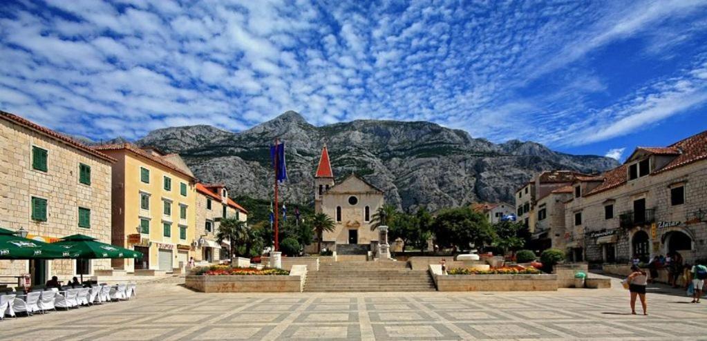 Centre1free Parking 1 Floor Apartment Makarska