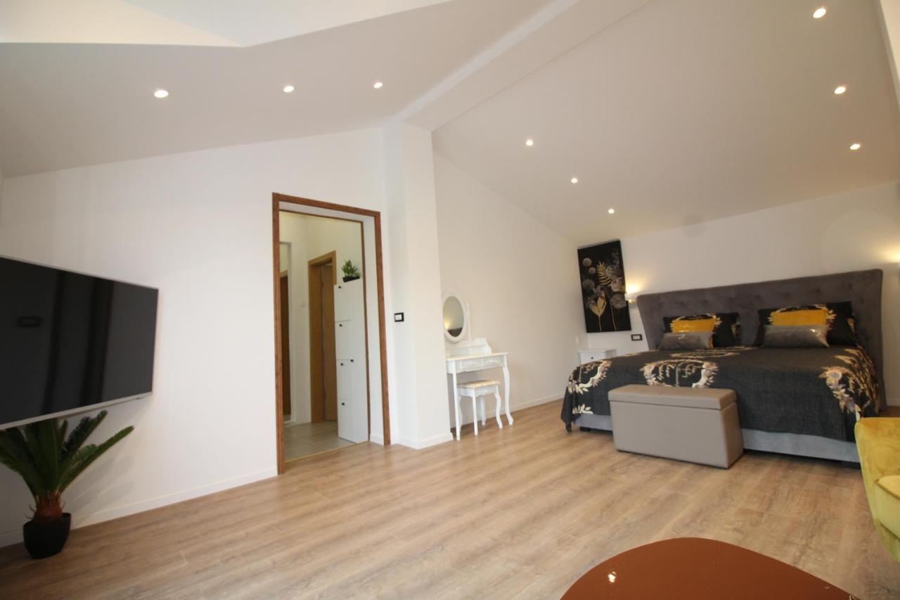 Centre1free Parking 1 Floor Apartment Makarska